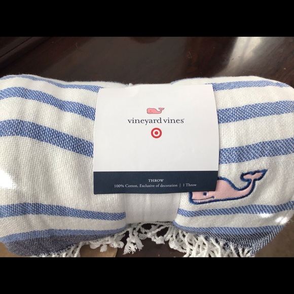 Vineyard Vines Other - Vineyard Vines cotton throw.